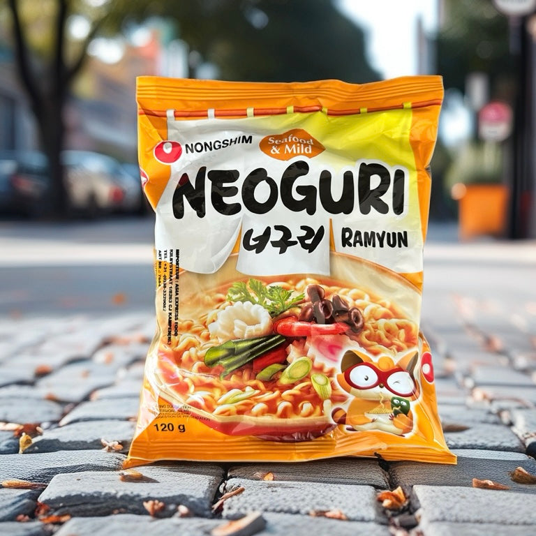 Tăiței Instant Nongshim cu Gust de Fructe de Mare (Mild) – 120g